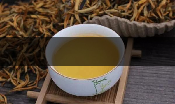 四招（方面）教你學(xué)會(huì)辨別茶的新陳！-1