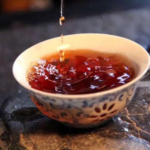 什么季節(jié)喝普洱茶好？喝普洱茶的禁忌和注意事項?