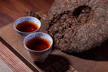 苦、澀味絕不是古樹普洱的霸氣，那也叫懂普洱茶，別逗了！