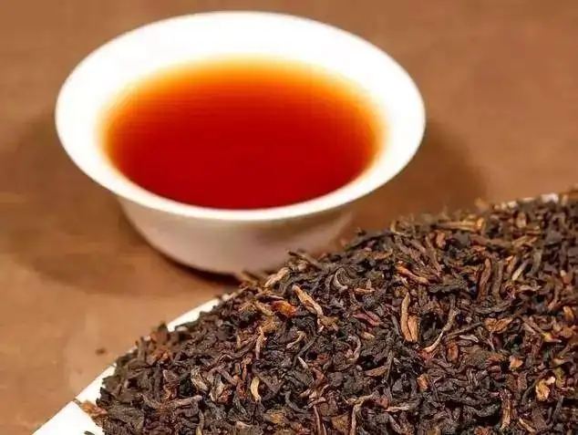 如何選購(gòu)、辨識(shí)普洱茶優(yōu)劣？