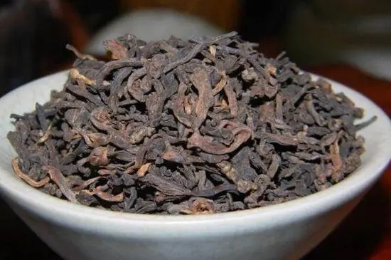 喝普洱，中期茶綜合性價比高