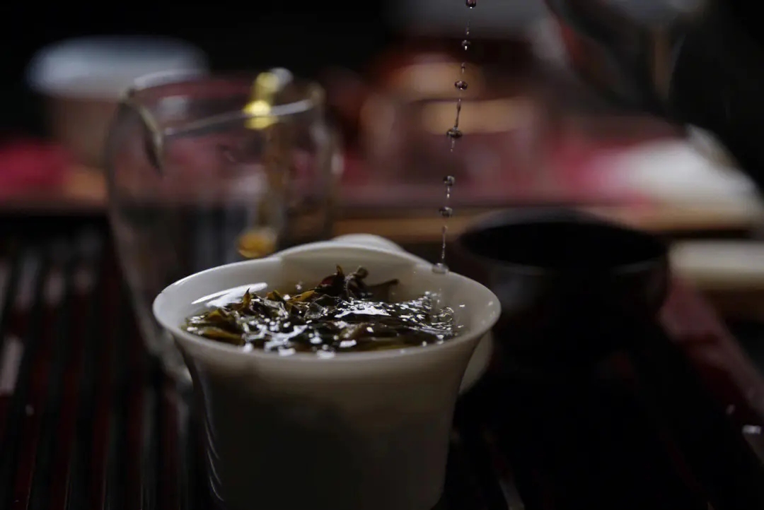 2023年老班章古樹(shù)春茶特點(diǎn)？