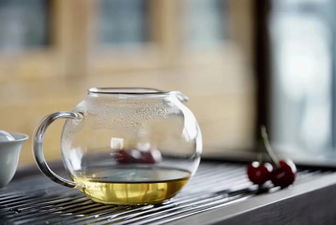 2023年老班章古樹(shù)春茶的沖泡！